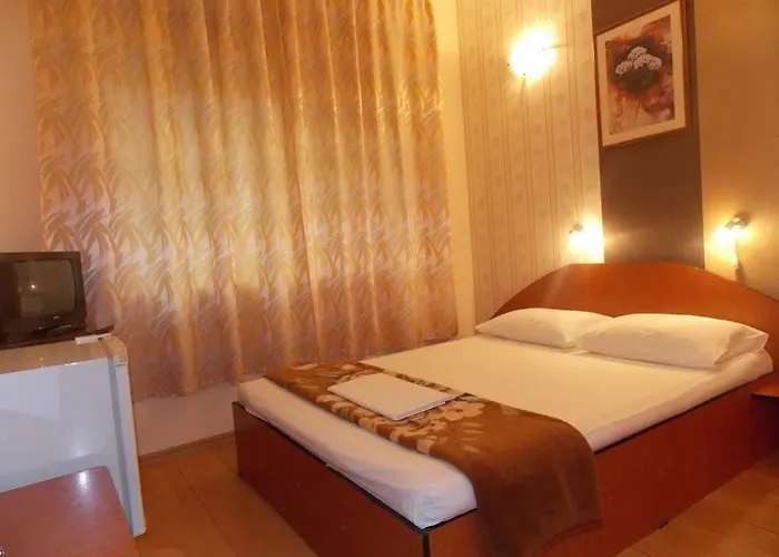 ホテル Holiday エフォリエ・ノルド