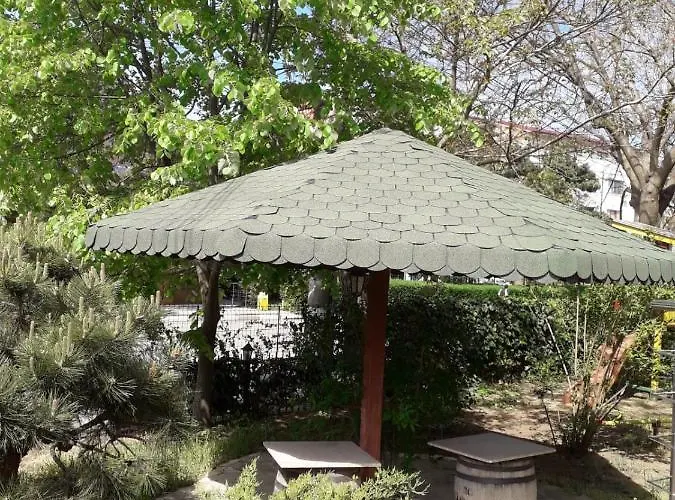 ホテル Holiday 3*